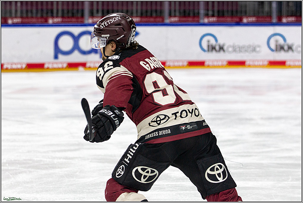 PENNY DEL;  Koelner Haie - Straubing Tigers; Koeln, 14.04.2021